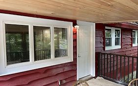 Creekside 3 Bedroom 2 Bath Cabin On Private Creek