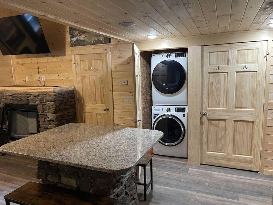 Creekside 3 Bedroom 2 Bath Cabin On Private Creek Banner Elk Exterior photo